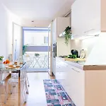 Apartment Guesthost - Piazza Cavallotti & Mercato Apartment! *